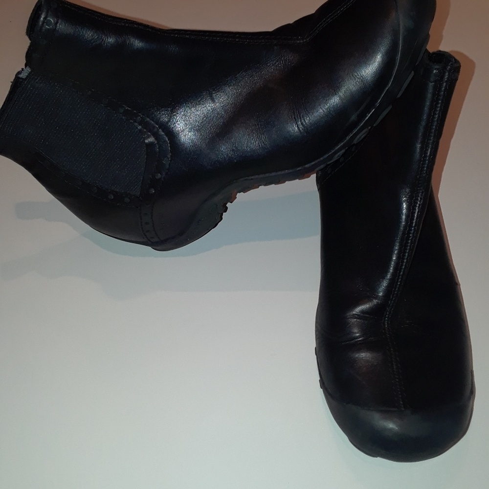 Terrell zip side boots